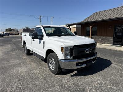 2019 Ford F-250 XL   - Photo 1 - Nocona, TX 76255