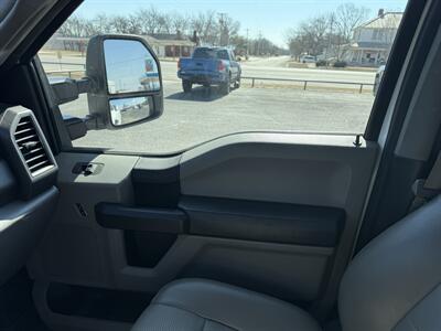 2019 Ford F-250 XL   - Photo 12 - Nocona, TX 76255