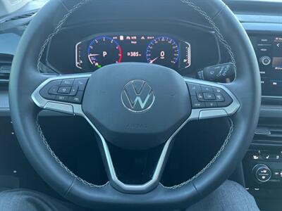 2022 Volkswagen Taos SEL 4Motion   - Photo 17 - Billings, MT 59102
