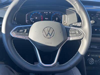2022 Volkswagen Taos SEL 4Motion   - Photo 15 - Billings, MT 59102