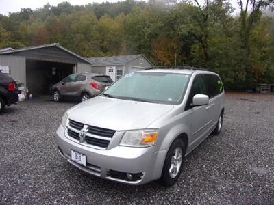 2010 Dodge Grand Caravan SXT  4-Door Mini-Van - Photo 3 - Tamaqua, PA 18252