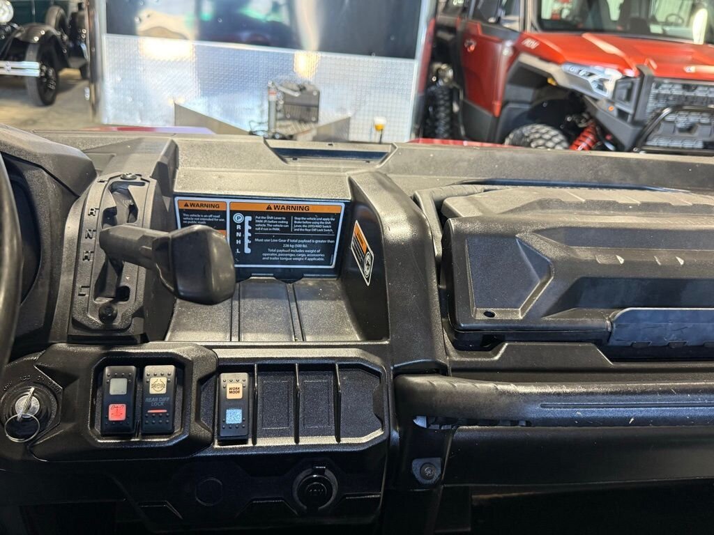 2016 Can-Am Defender XT   - Photo 12 - Martin, TN 38237