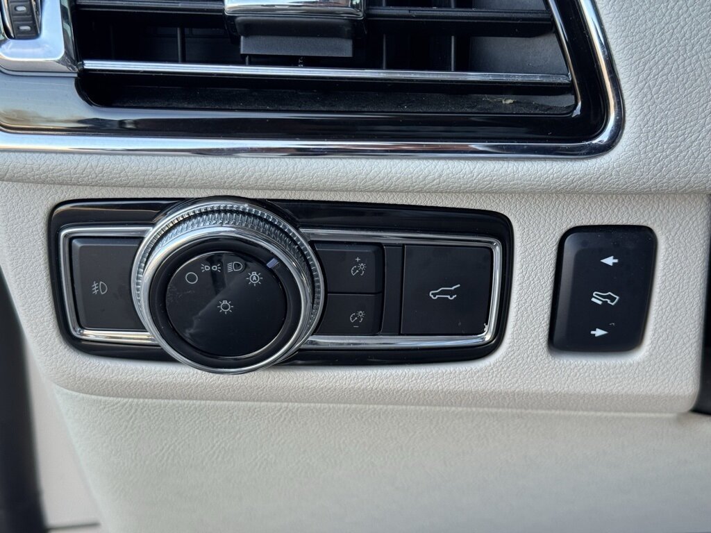 2018 Lincoln Navigator Reserve - Photo 73 - Martin, TN 38237