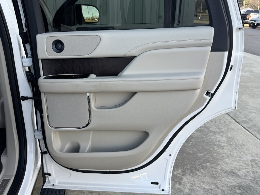 2018 Lincoln Navigator Reserve - Photo 85 - Martin, TN 38237