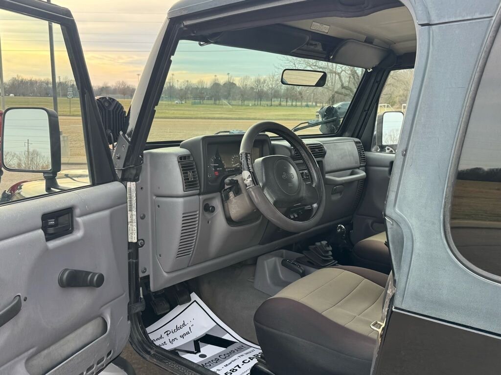 1997 Jeep Wrangler SE   - Photo 17 - Martin, TN 38237