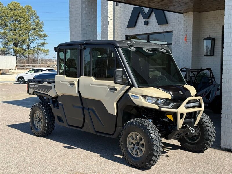 2023 Can-Am Defender MAX HD10 LIMITED - Photo 1 - Martin, TN 38237