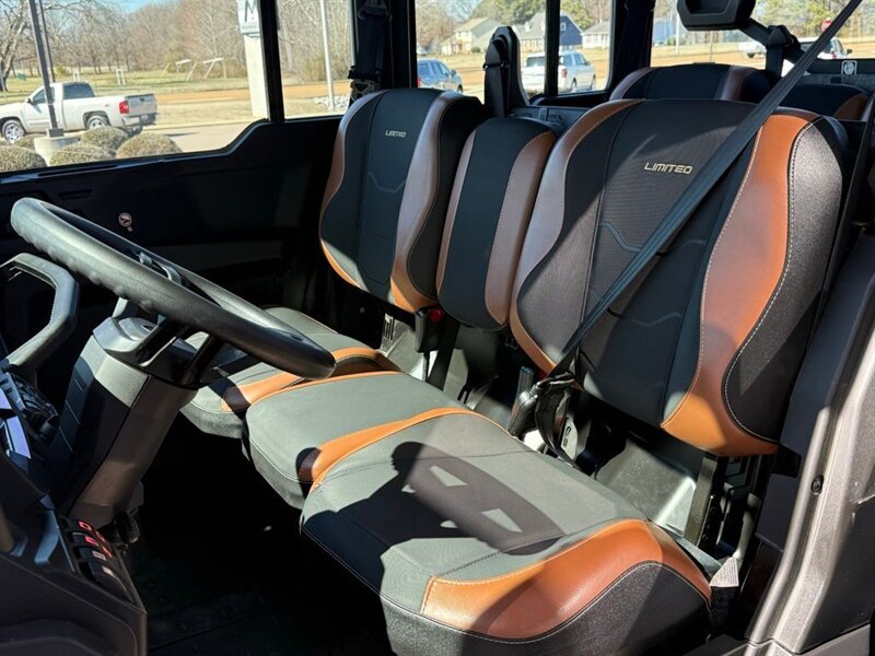 2023 Can-Am Defender MAX HD10 LIMITED - Photo 2 - Martin, TN 38237