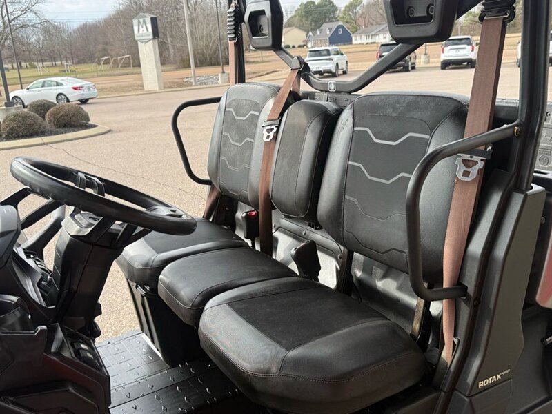 2017 Can-Am Defender XT - Photo 2 - Martin, TN 38237