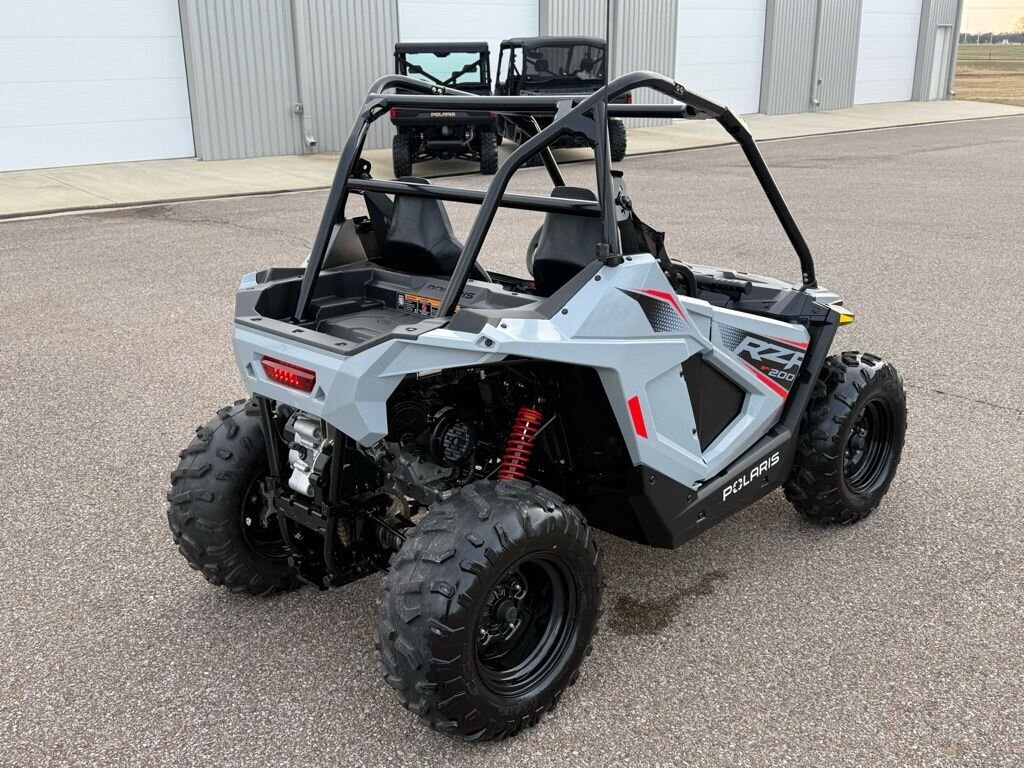 2024 Polaris RZR 200 200 - Photo 5 - Martin, TN 38237