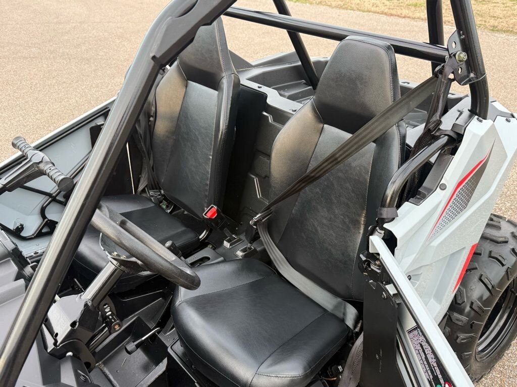 2024 Polaris RZR 200 200 - Photo 9 - Martin, TN 38237