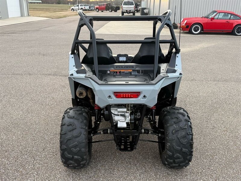 2024 Polaris RZR 200 200 - Photo 4 - Martin, TN 38237