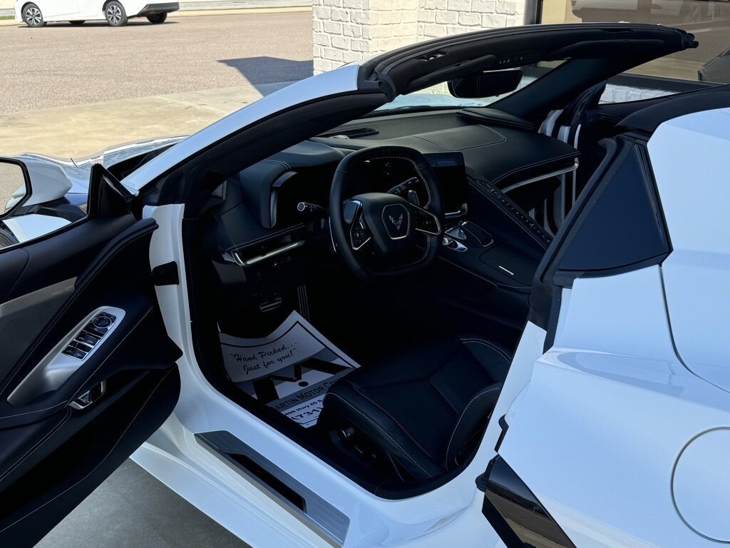 2022 Chevrolet Corvette Stingray 2LT   - Photo 29 - Martin, TN 38237