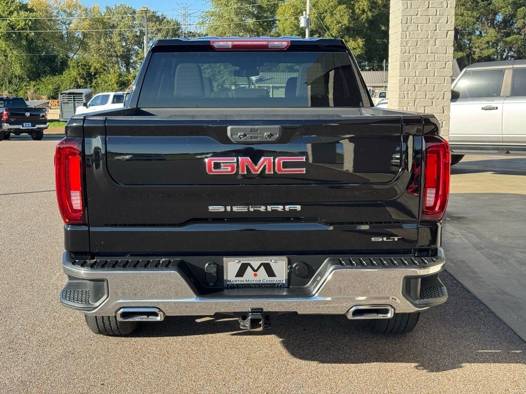 2023 GMC Sierra 1500 SLT   - Photo 12 - Martin, TN 38237