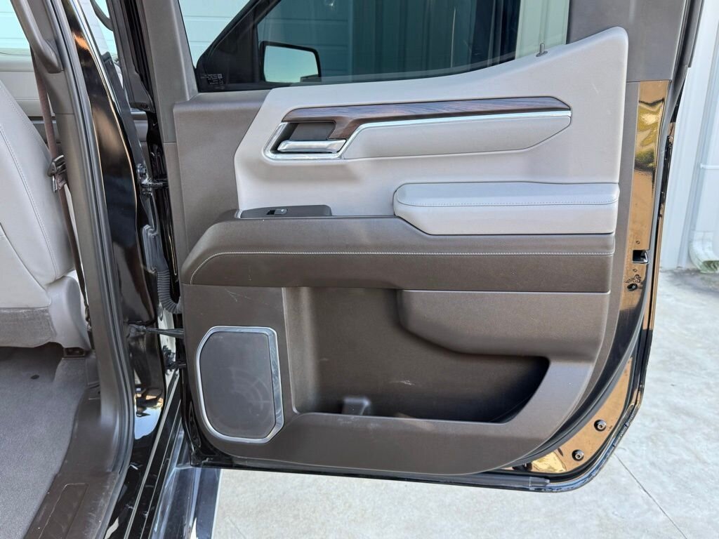 2023 GMC Sierra 1500 SLT   - Photo 43 - Martin, TN 38237