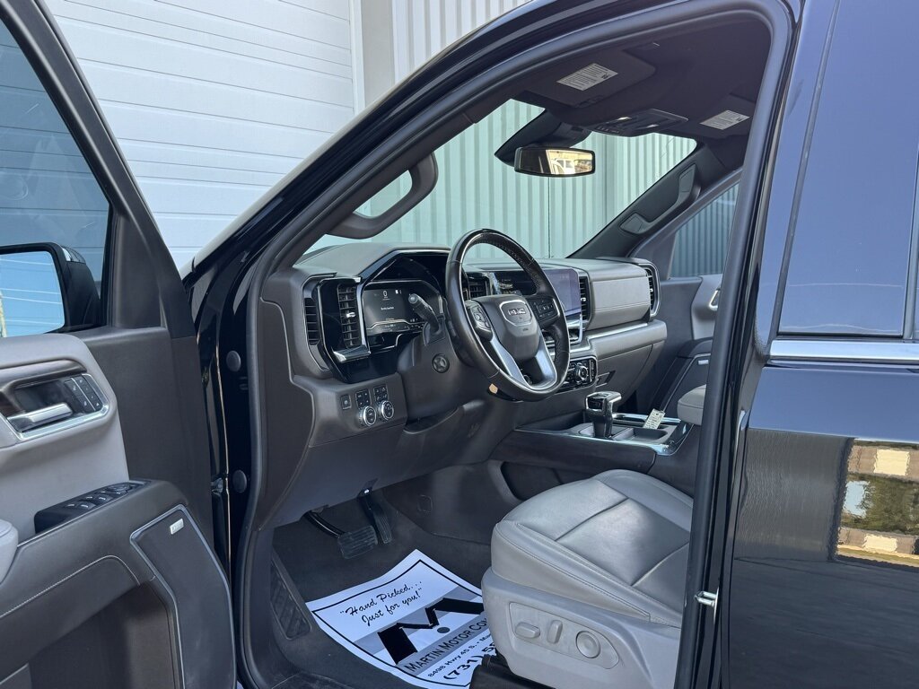 2023 GMC Sierra 1500 SLT   - Photo 58 - Martin, TN 38237