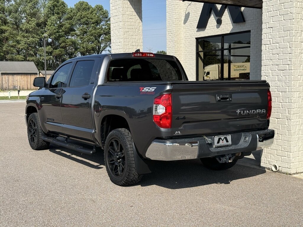 2020 Toyota Tundra SR5   - Photo 11 - Martin, TN 38237