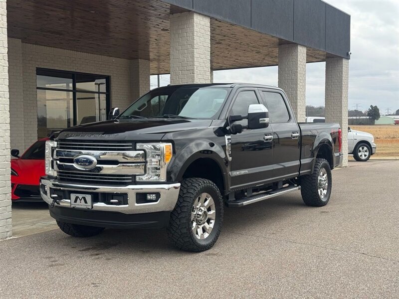 2017 Ford F-250 Super Duty Lariat  