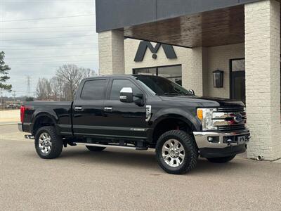 2017 Ford F-250 Super Duty Lariat Truck