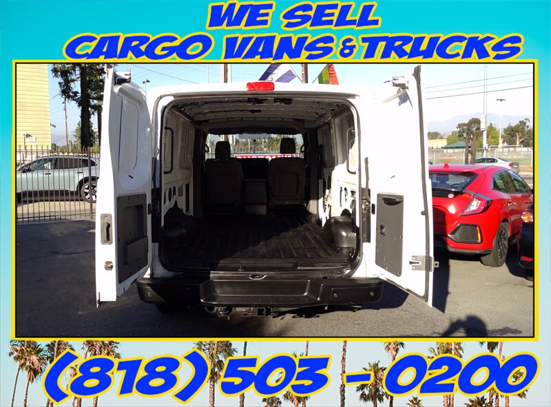 2018 Nissan NV 2500 HD SV - Photo 20 - North Hollywood, CA 91605