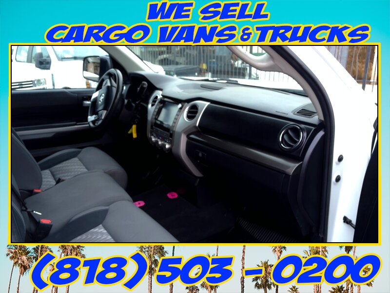 2020 Toyota Tundra SR5   - Photo 12 - North Hollywood, CA 91605