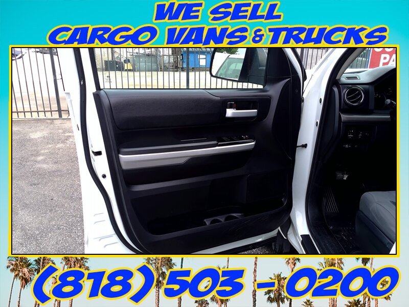 2020 Toyota Tundra SR5   - Photo 22 - North Hollywood, CA 91605