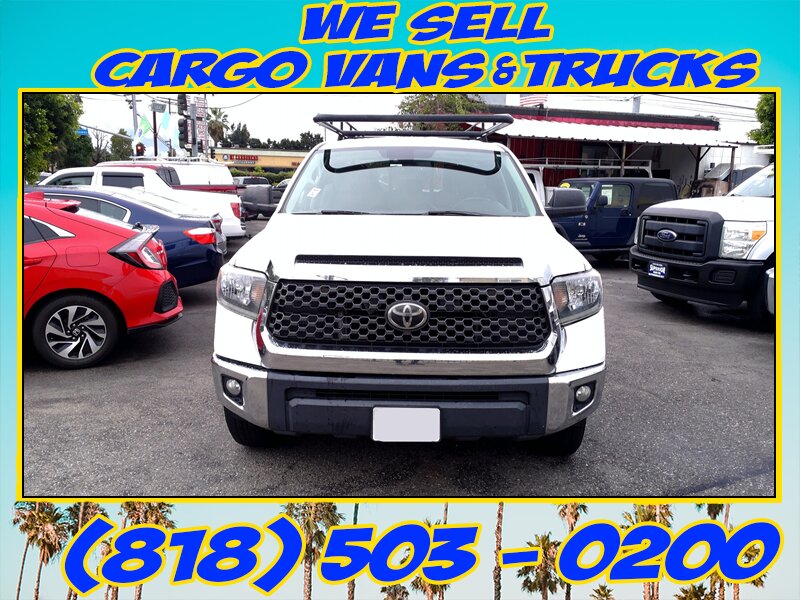 2020 Toyota Tundra SR5   - Photo 2 - North Hollywood, CA 91605