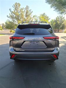 2021 Toyota Highlander L   - Photo 4 - Hurricane, UT 84737