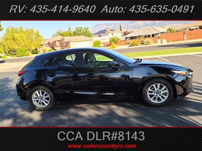 2018 Mazda Mazda3 Sport   - Photo 3 - Hurricane, UT 84737