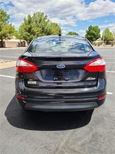 2014 Ford Fiesta SE   - Photo 4 - Hurricane, UT 84737