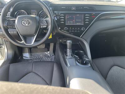 2018 Toyota Camry LE   - Photo 10 - Cottonwood, AZ 86326