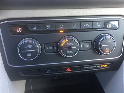 2018 Volkswagen Atlas V6 SE 4Motion  FOUR WHEEL DRIVE - Photo 14 - Cottonwood, AZ 86326