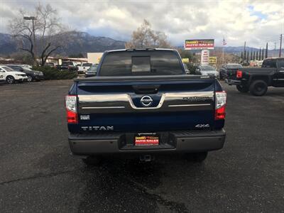 2018 Nissan Titan Platinum Reserve  4x4 - Photo 3 - Cottonwood, AZ 86326