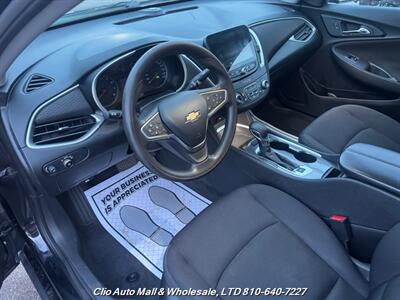 2022 Chevrolet Malibu LT   - Photo 3 - Clio, MI 48420