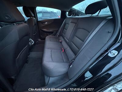 2022 Chevrolet Malibu LT   - Photo 10 - Clio, MI 48420