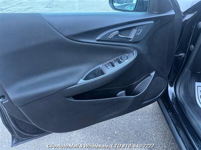 2022 Chevrolet Malibu LT   - Photo 4 - Clio, MI 48420