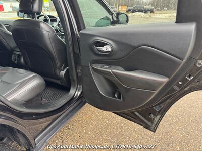 2016 Jeep Cherokee Trailhawk   - Photo 25 - Clio, MI 48420