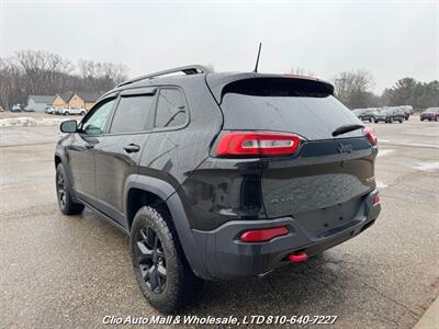 2016 Jeep Cherokee Trailhawk   - Photo 4 - Clio, MI 48420