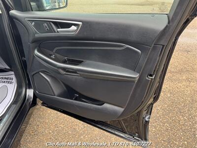 2020 Ford Edge Titanium   - Photo 27 - Clio, MI 48420
