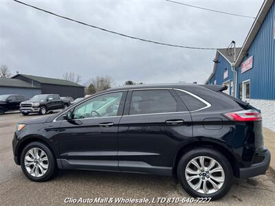 2020 Ford Edge Titanium   - Photo 3 - Clio, MI 48420