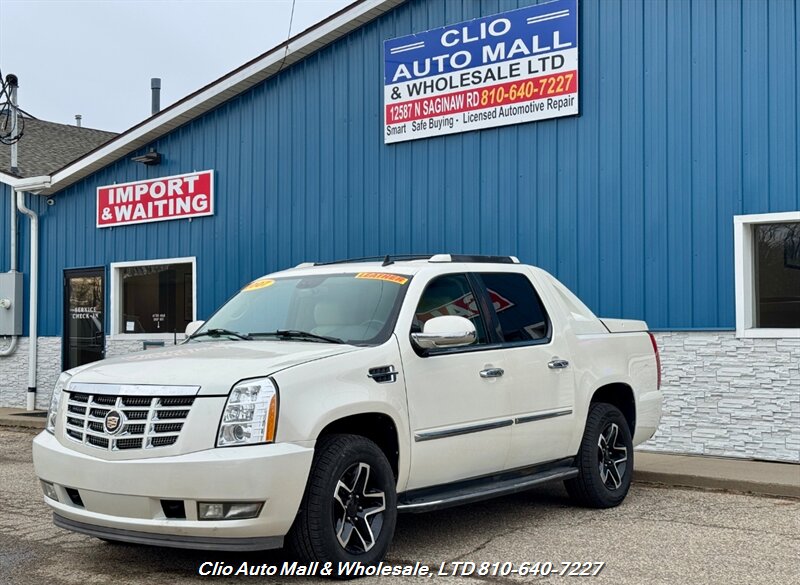 2007 Cadillac Escalade EXT   - Photo 1 - Clio, MI 48420