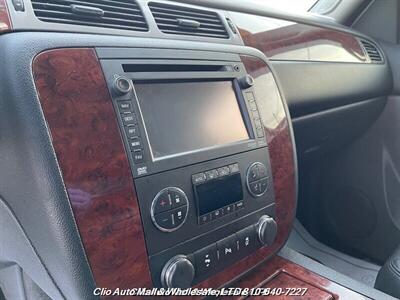 2013 Chevrolet Avalanche LTZ  Black Diamond - Photo 23 - Clio, MI 48420