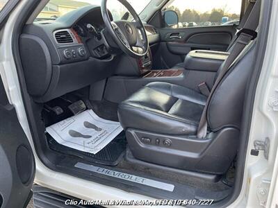 2013 Chevrolet Avalanche LTZ  Black Diamond - Photo 16 - Clio, MI 48420