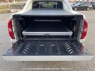 2013 Chevrolet Avalanche LTZ  Black Diamond - Photo 29 - Clio, MI 48420
