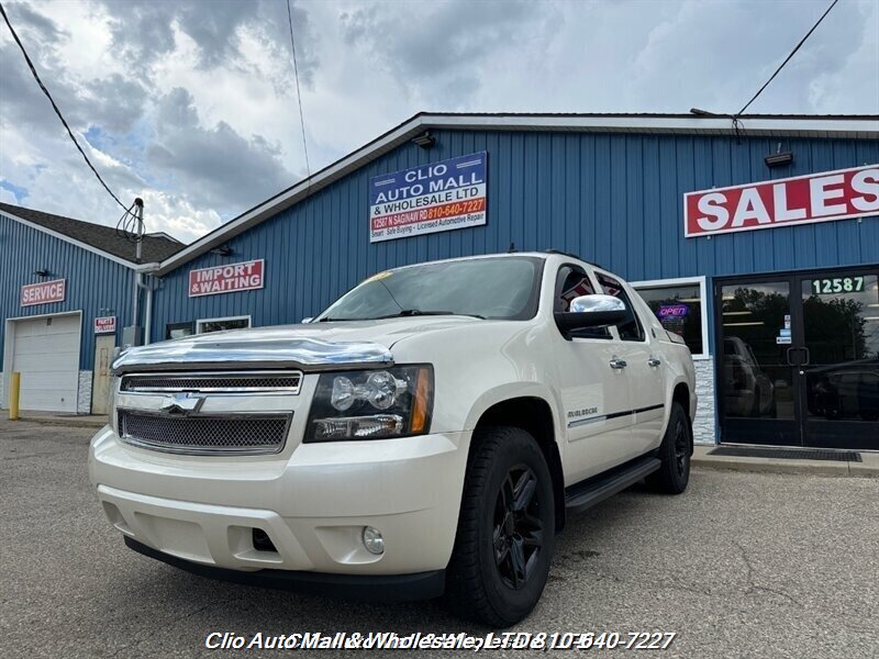 2013 Chevrolet Avalanche LTZ  Black Diamond