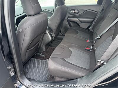 2019 Jeep Cherokee Sport 4WD   - Photo 19 - Clio, MI 48420