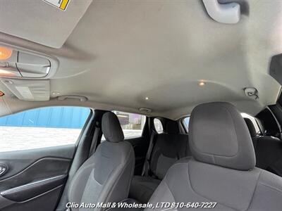 2019 Jeep Cherokee Sport 4WD   - Photo 16 - Clio, MI 48420