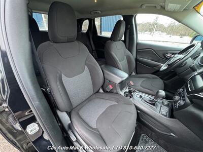 2019 Jeep Cherokee Sport 4WD   - Photo 28 - Clio, MI 48420