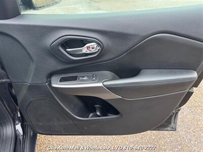 2019 Jeep Cherokee Sport 4WD   - Photo 25 - Clio, MI 48420