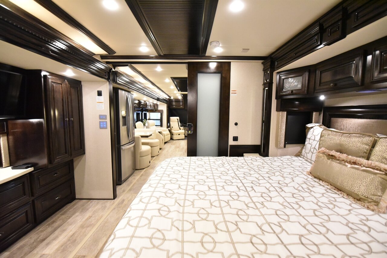 2019 Newmar Dutch Star 4018   - Photo 48 - Orange, CA 92867