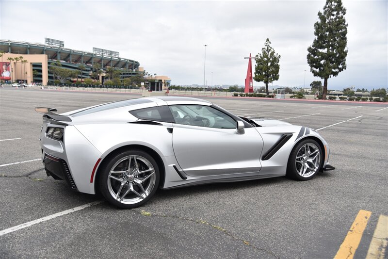 2019 Chevrolet Corvette ZR1   - Photo 4 - Orange, CA 92867